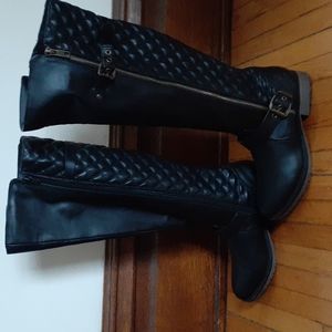 Steve Madden black knee high quilted boot